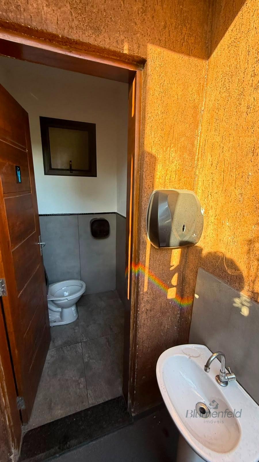 Comercial para alugar com 5 banheiros e 300m² no Centro, Arujá (SP) — foto 30 de 30