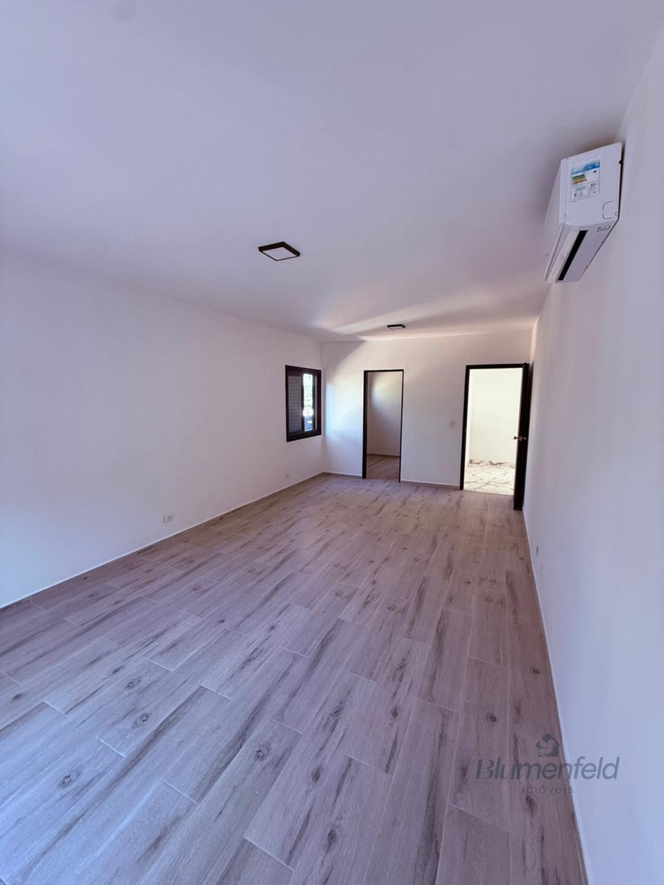 Casa para alugar com 3 quartos, 3 suítes, 4 vagas e 332m² no Arujá Hills III, Arujá (SP) — foto 19 de 30