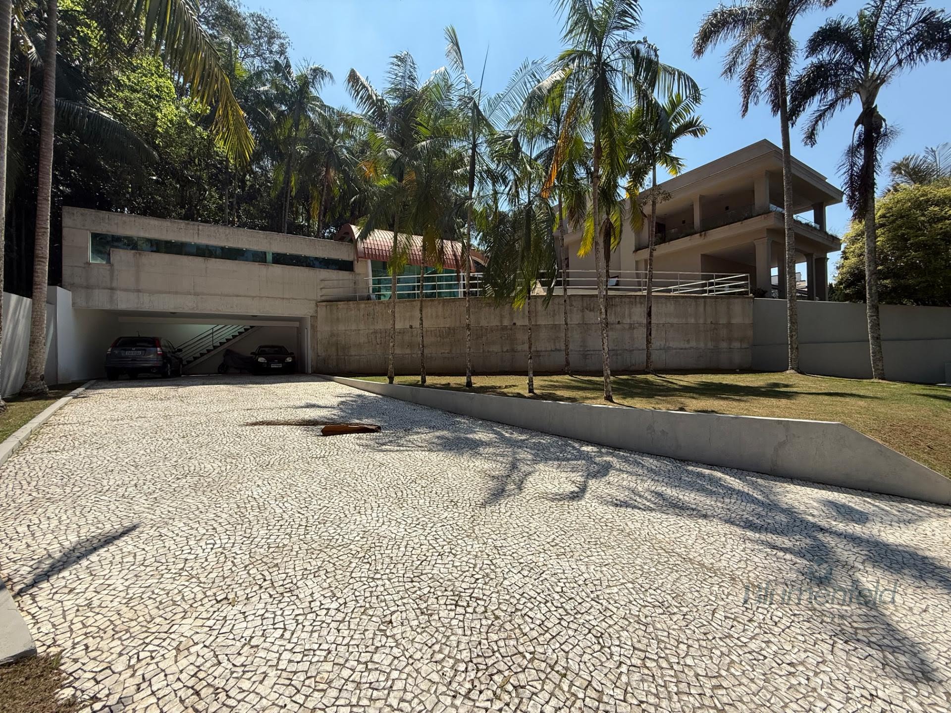Casa para alugar com 3 quartos, 3 suítes, 3 vagas e 1200m² no Condomínio Arujazinho, Arujá (SP) — foto 2 de 30