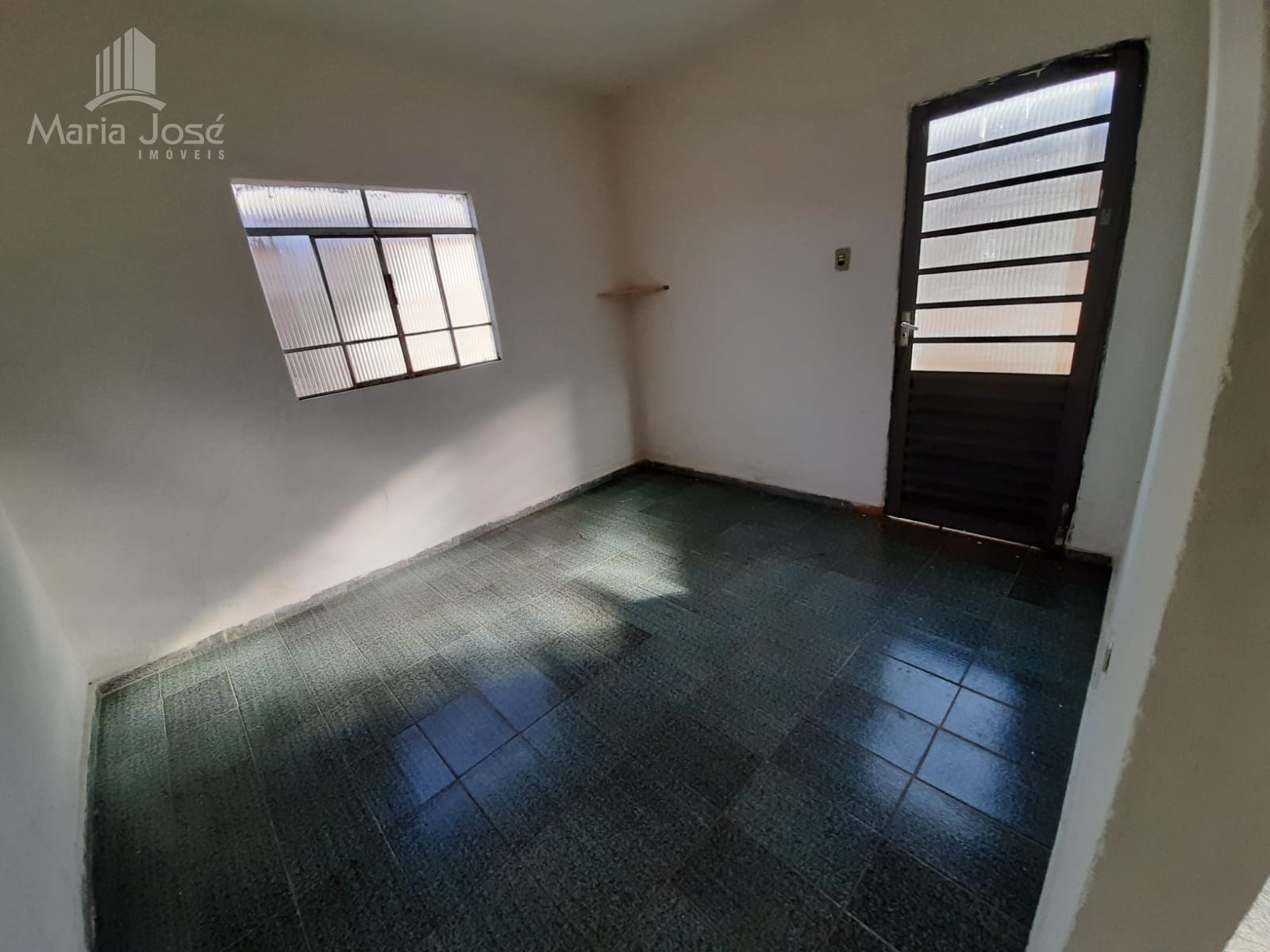 Casa à venda com 2 quartos, 1 banheiro e 360m² no Itapoã II, Sete Lagoas (MG) — foto 25 de 30