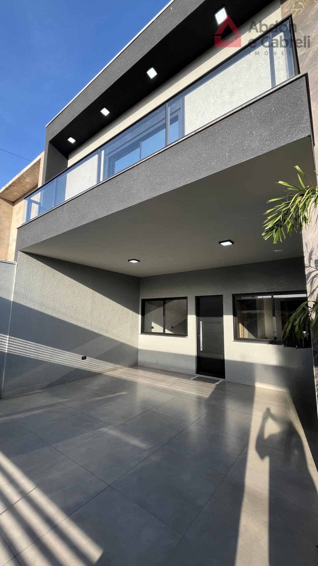 Garagem e sacada