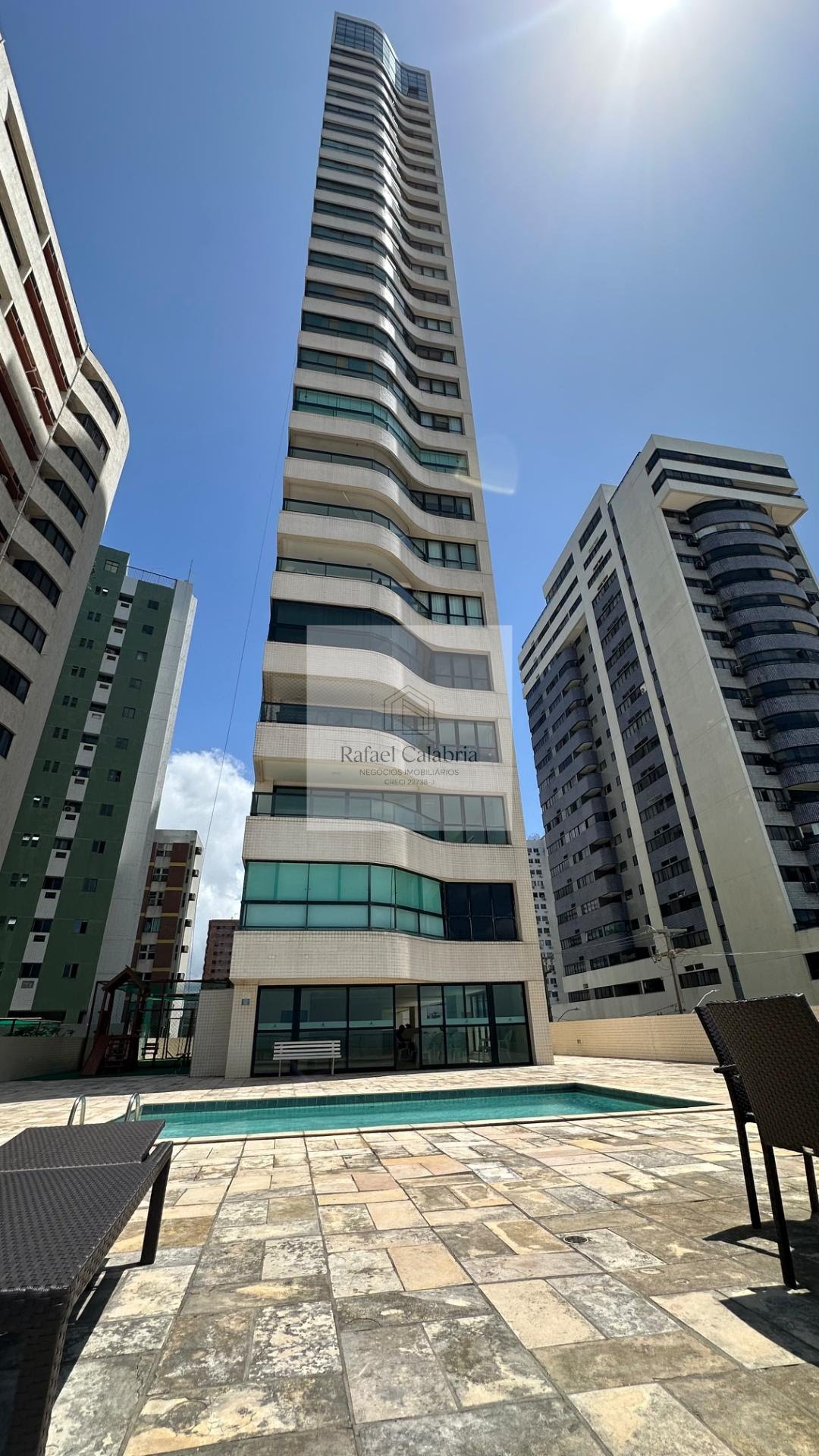 VENDE-SE APARTAMENTO 176m BEIRA MAR DE PIEDADE