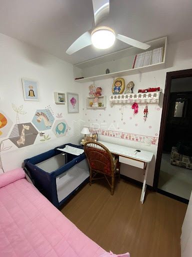 Apartamento térreo com 2 quartos com suíte