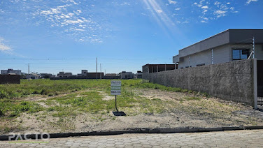 Terreno à venda em Caverazinho, Araranguá - 300m²