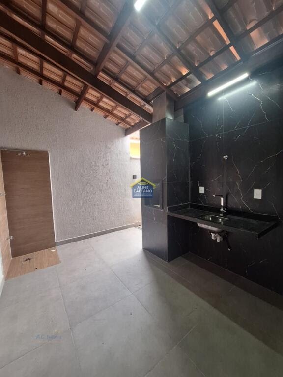 Casa à venda com 2 quartos, 2 suítes, 2 vagas e 140m² no Vila Tupi, Praia Grande (SP) — foto 17 de 18
