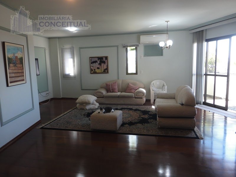 Sala com Sacada