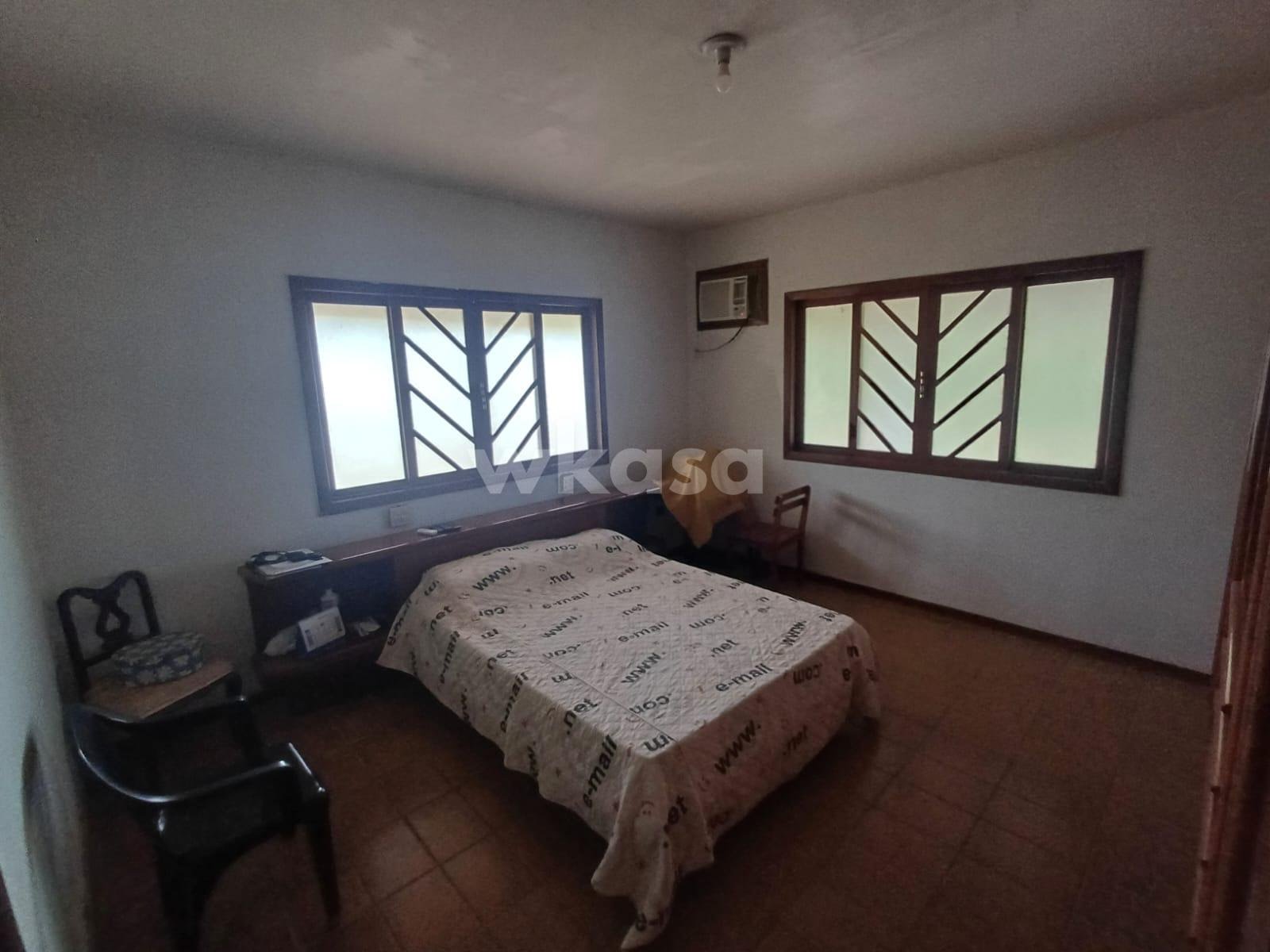 Casa à venda com 4 quartos, 1 suíte, 20 vagas e 404m² no Serra Sede, Serra (ES) — foto 12 de 15