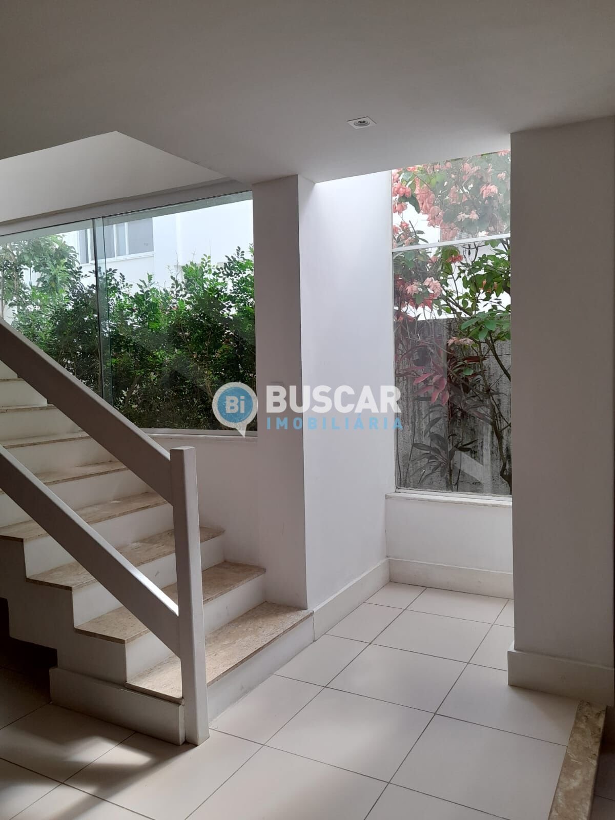Casa à venda com 6 quartos, 4 suítes, 6 vagas e 750m² no Alphaville I, Salvador (BA) — foto 15 de 18