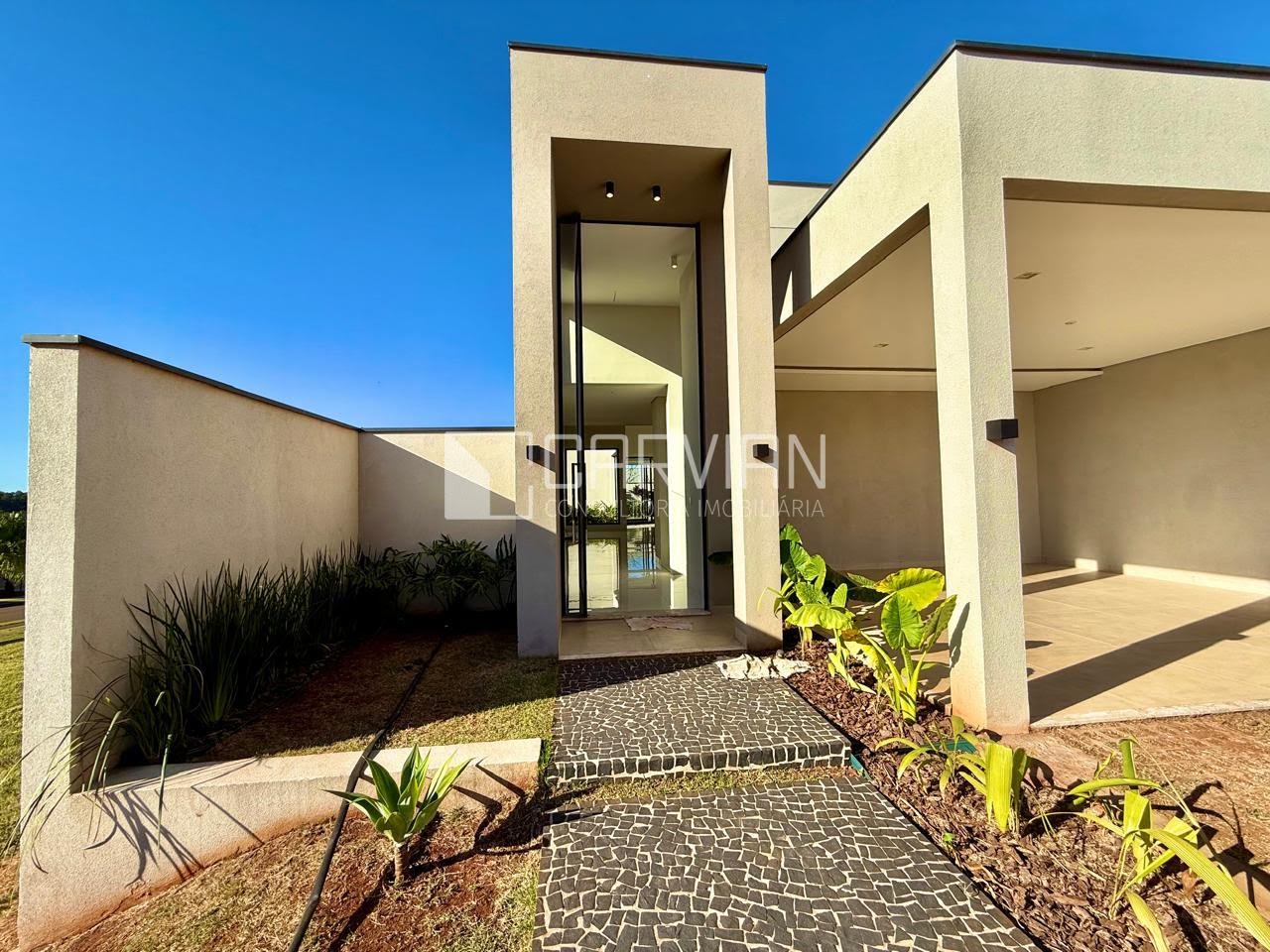 Casa à venda com 3 quartos, 3 suítes, 4 vagas e 274m² no Alphaville, Ribeirão Preto (SP) — foto 2 de 30