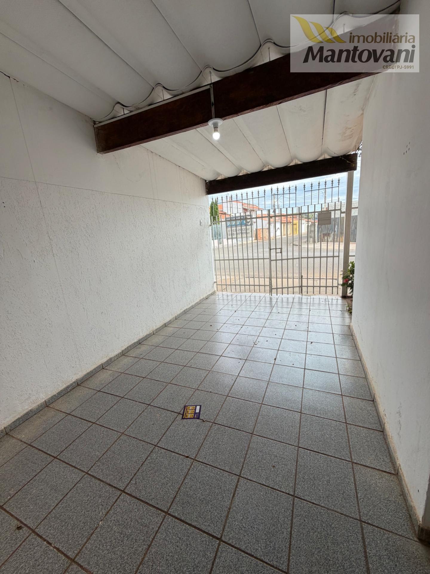 Casa à venda com 3 quartos, 1 suíte, 1 vaga e 150m² no Jardim Aeroporto, Tatuí (SP) — foto 2 de 13