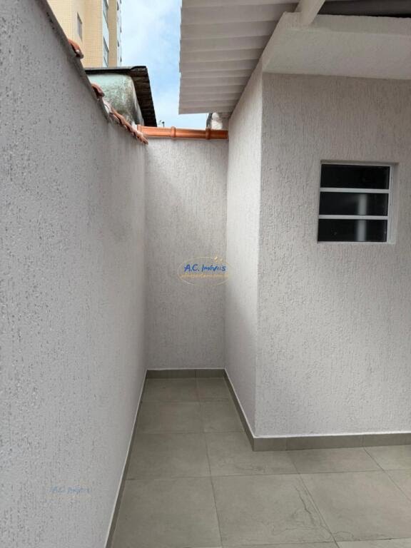 Casa à venda com 2 quartos, 1 suíte, 2 vagas e 70m² no Maracanã, Praia Grande (SP) — foto 7 de 19