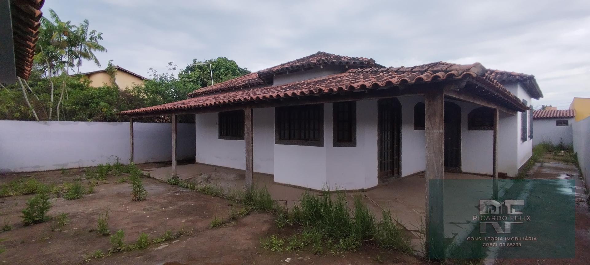 Casa à venda com 3 quartos, 1 banheiro e 110m² no Verdes Mares, Rio das Ostras — foto principal