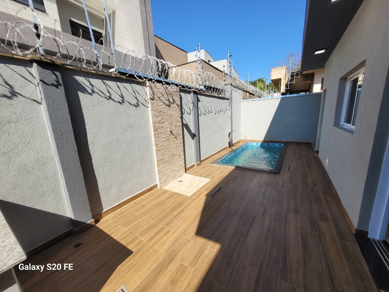 Casa à venda com 3 quartos, 3 suítes, 4 vagas e 160m² no Jardim Cybelli, Ribeirão Preto (SP) — foto 8 de 29