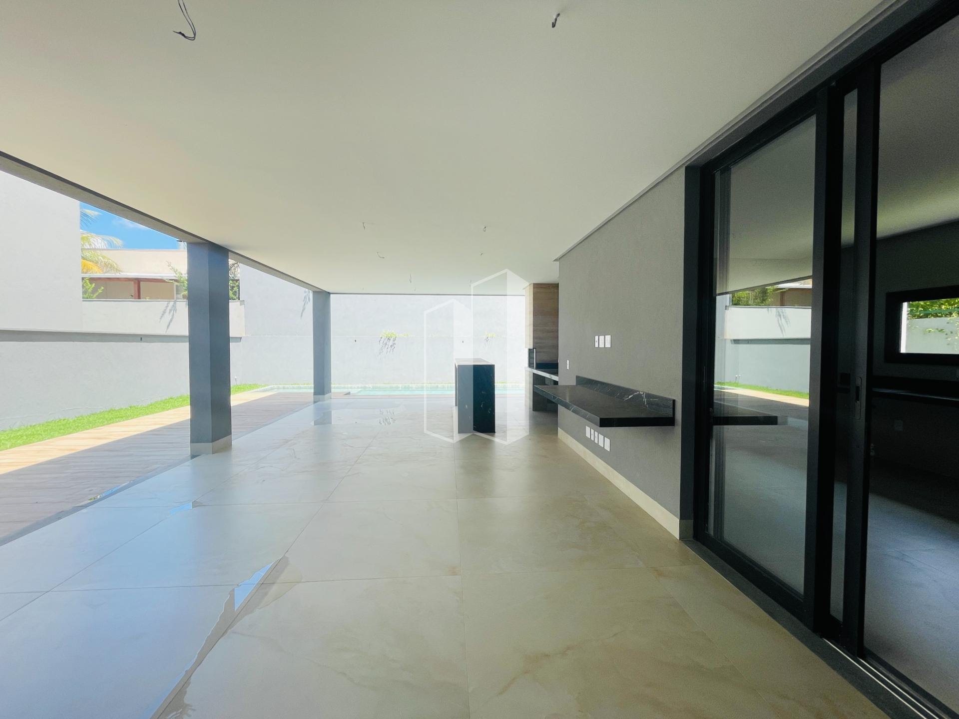 Casa à venda com 5 quartos, 5 suítes, 4 vagas e 380m² no Alphaville Flamboyant Residencial Araguaia, Goiânia (GO) — foto 7 de 24