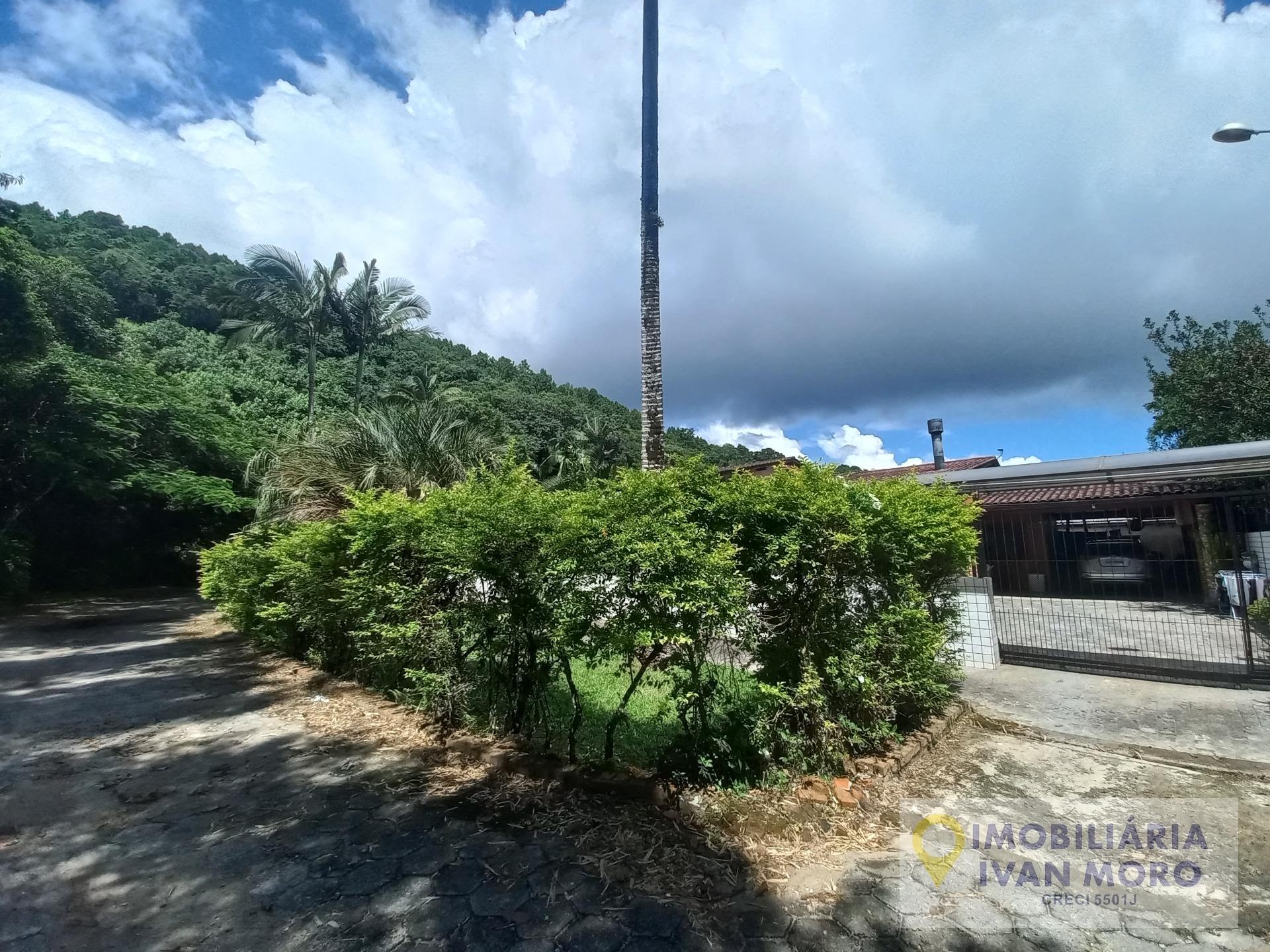 Casa à venda com 5 quartos, 2 suítes, 4 vagas e 219m² no Daniela, Florianópolis (SC) — foto 11 de 30