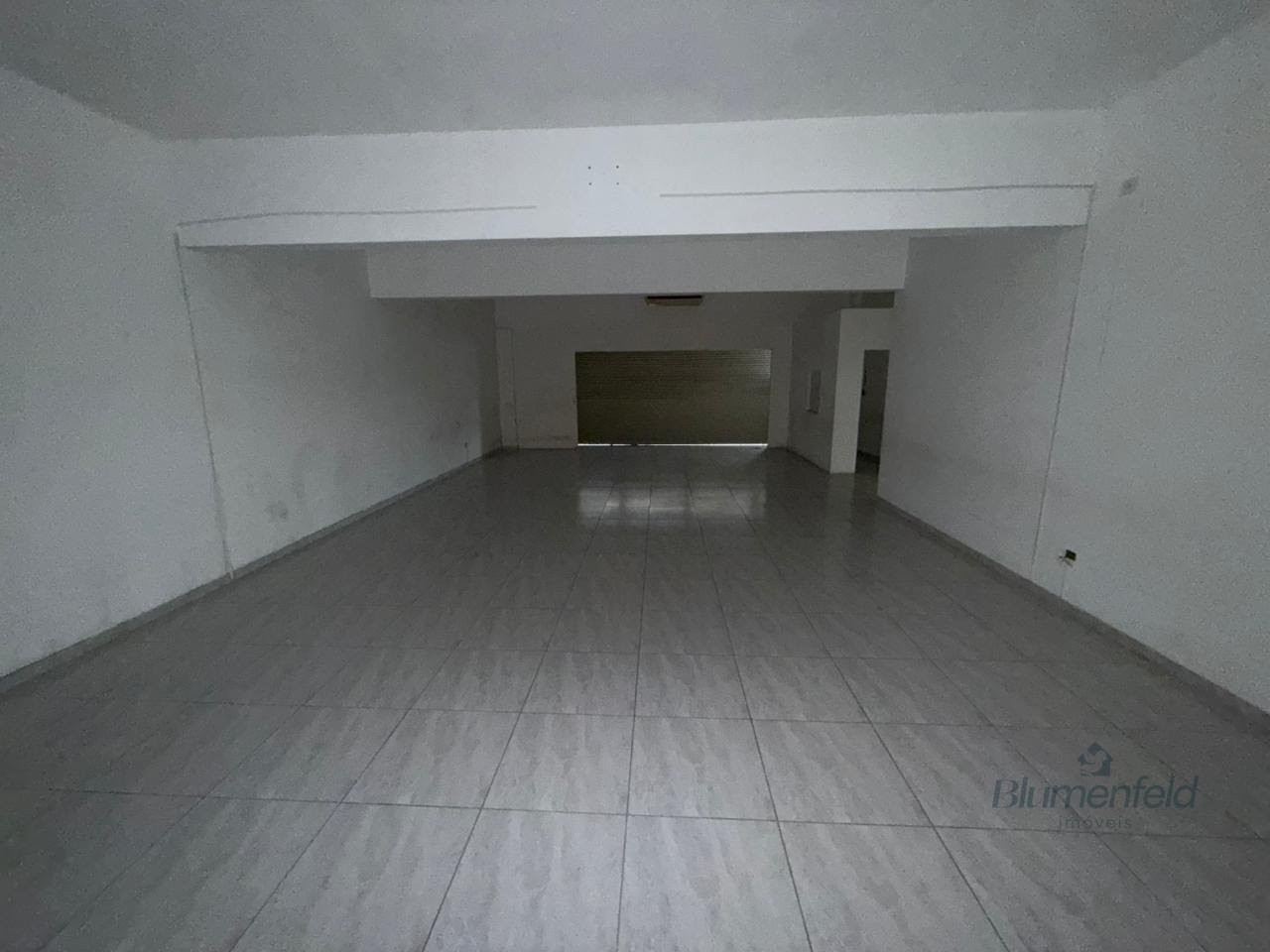Comercial para alugar com 3 banheiros no Parque Rodrigo Barreto, Arujá (SP) — foto 7 de 16