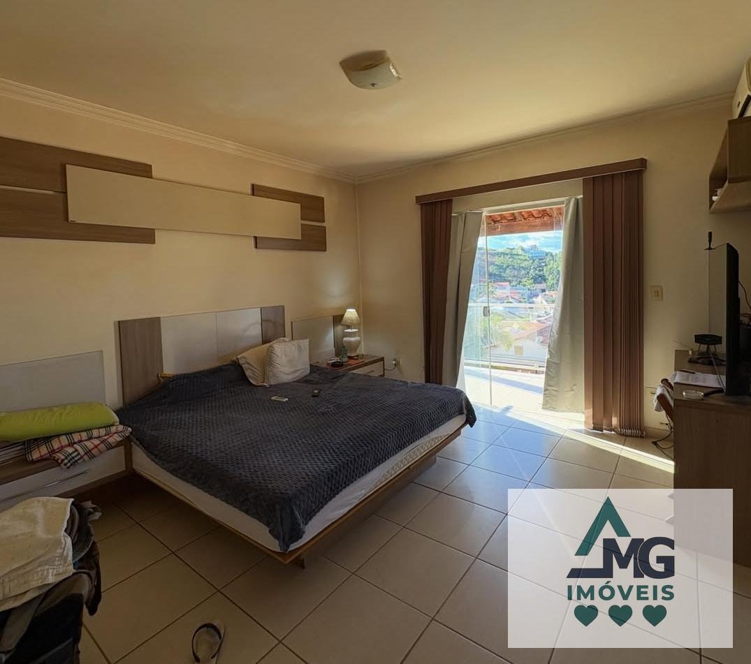 Casa à venda com 3 quartos, 1 suíte, 1 vaga e 274m² no São Conrado, Três Corações (MG) — foto 12 de 17