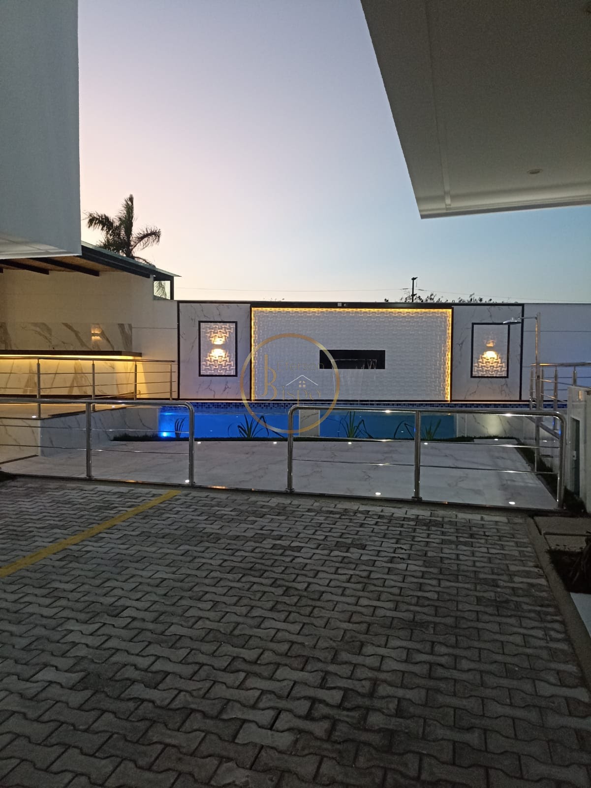 Casa à venda com 4 quartos, 3 suítes, 2 vagas e 110m² no Orla Norte, Porto Seguro (BA) — foto 10 de 15