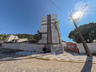 Apartamento Garden: Sofisticação a 150m da Praia Mansa