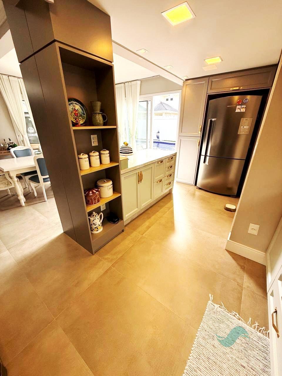 Casa à venda com 3 quartos, 3 suítes, 2 vagas e 231m² no Jurerê Internacional, Florianópolis (SC) — foto 15 de 23