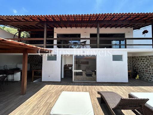 Casa para Venda em Angra dos Reis / RJ no bairro Enseada