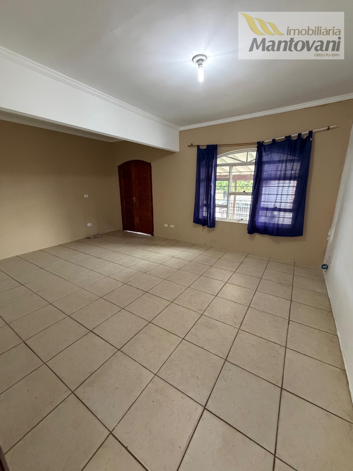Casa à venda com 3 quartos, 1 suíte, 2 vagas e 235m² no Valinhos, Tatuí (SP) — foto 4 de 15