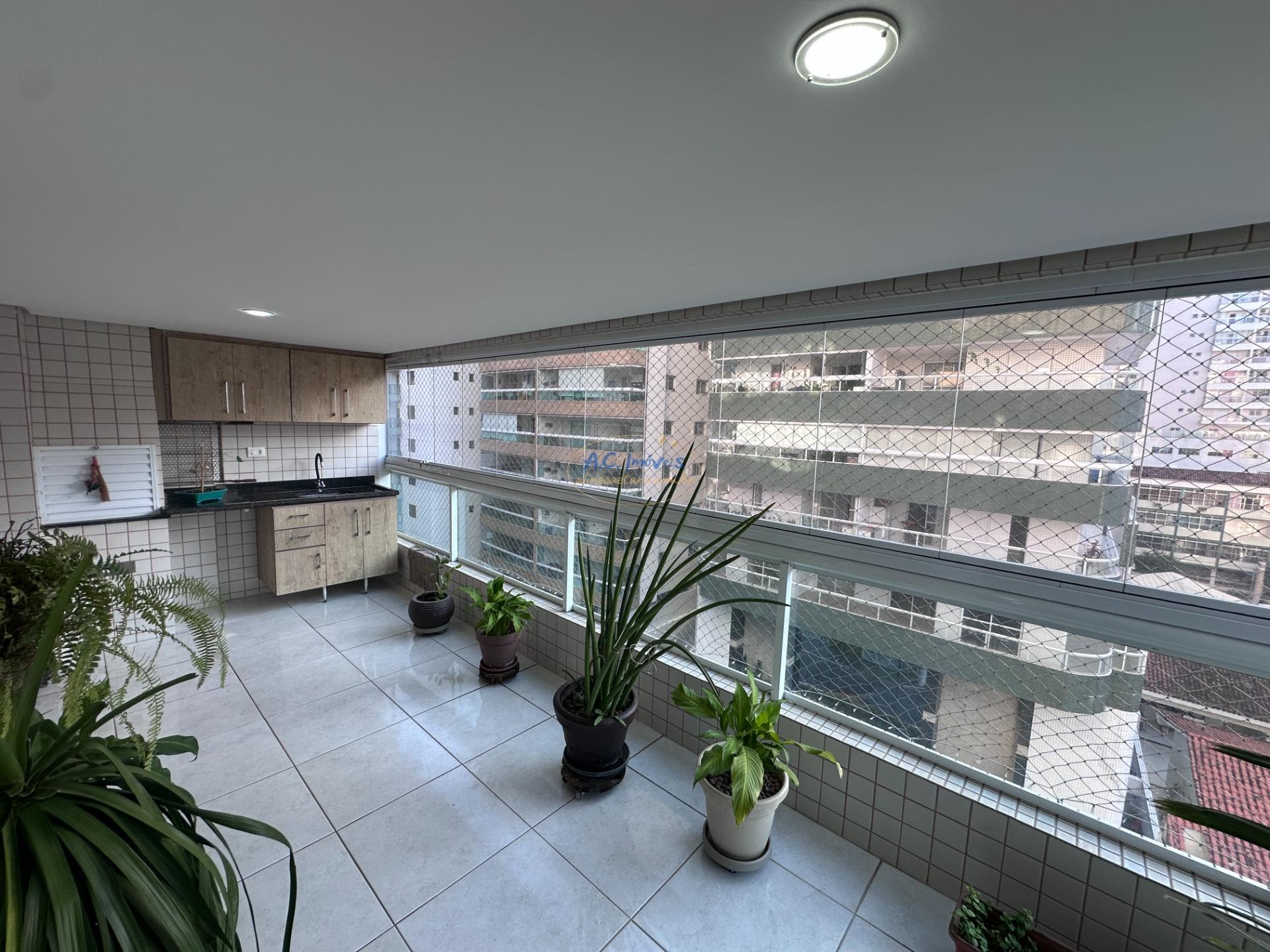 Apartamento para alugar com 3 quartos, 3 suítes, 2 vagas e 140m² no Canto do Forte, Praia Grande (SP) — foto 10 de 30