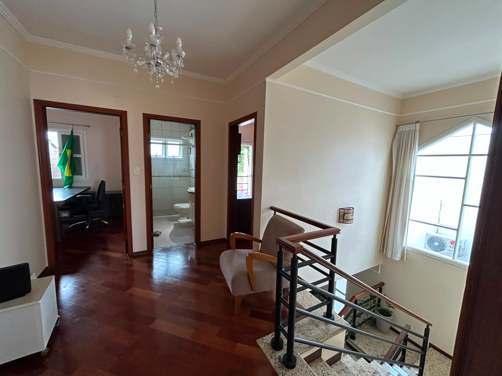 Casa à venda com 5 quartos, 2 suítes, 2 vagas e 242m² no Urbanova, São José dos Campos (SP) — foto 30 de 30