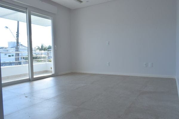Casa à venda com 3 quartos, 3 suítes, 4 vagas e 420m² no Jurerê Internacional, Florianópolis (SC) — foto 9 de 20