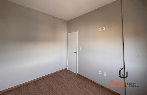 Apartamento à venda no Centro de Pará de Minas, 2 quartos, 60m²