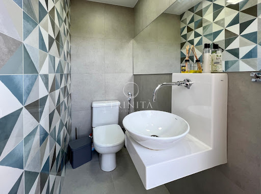 Lavabo externo da casa no Green Place