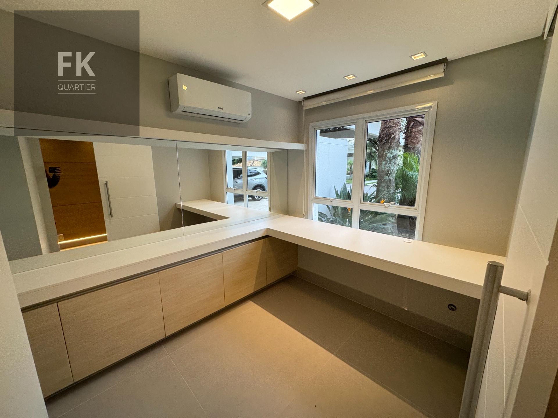 Casa à venda com 3 quartos, 3 suítes, 2 vagas e 235m² no Tamboré, Santana de Parnaíba (SP) — foto 9 de 23