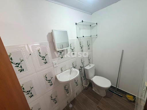 Loja em Parque Residencial Laranjeiras  -  Serra