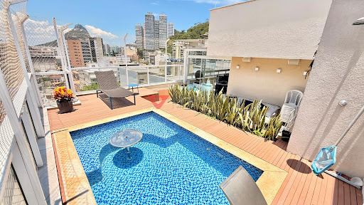 Cobertura linear à venda em Botafogo: 206m², 4 quartos