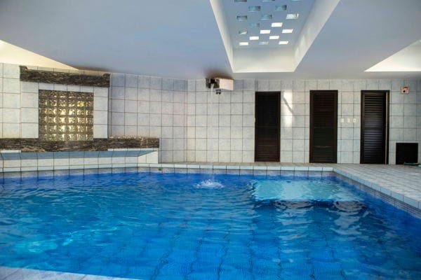 Casa à venda com 6 quartos, 4 suítes, 5 vagas e 750m² no Praia de Fora, Palhoça (SC) — foto 7 de 18