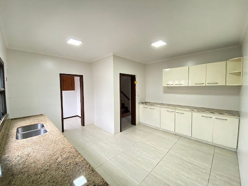 9b856897-8dd5-4ec1-b1a0-a60b11d618e6.jpg