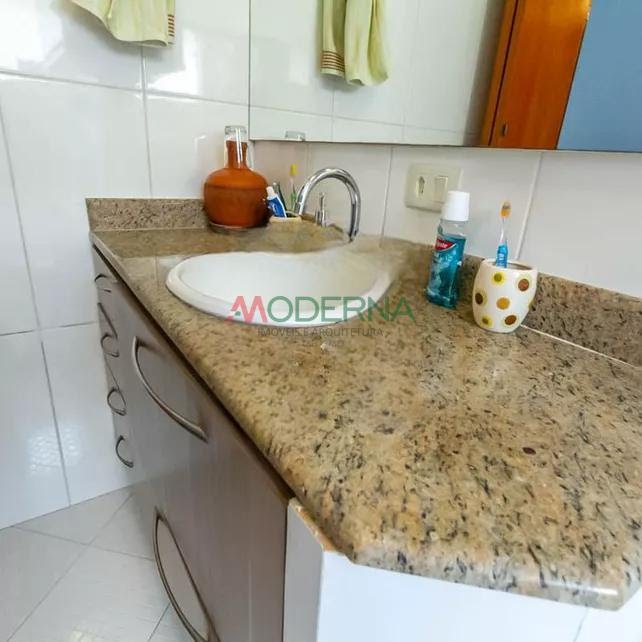 Casa à venda com 4 quartos, 2 suítes, 2 vagas e 210m² no Nova Petrópolis, São Bernardo do Campo (SP) — foto 9 de 30