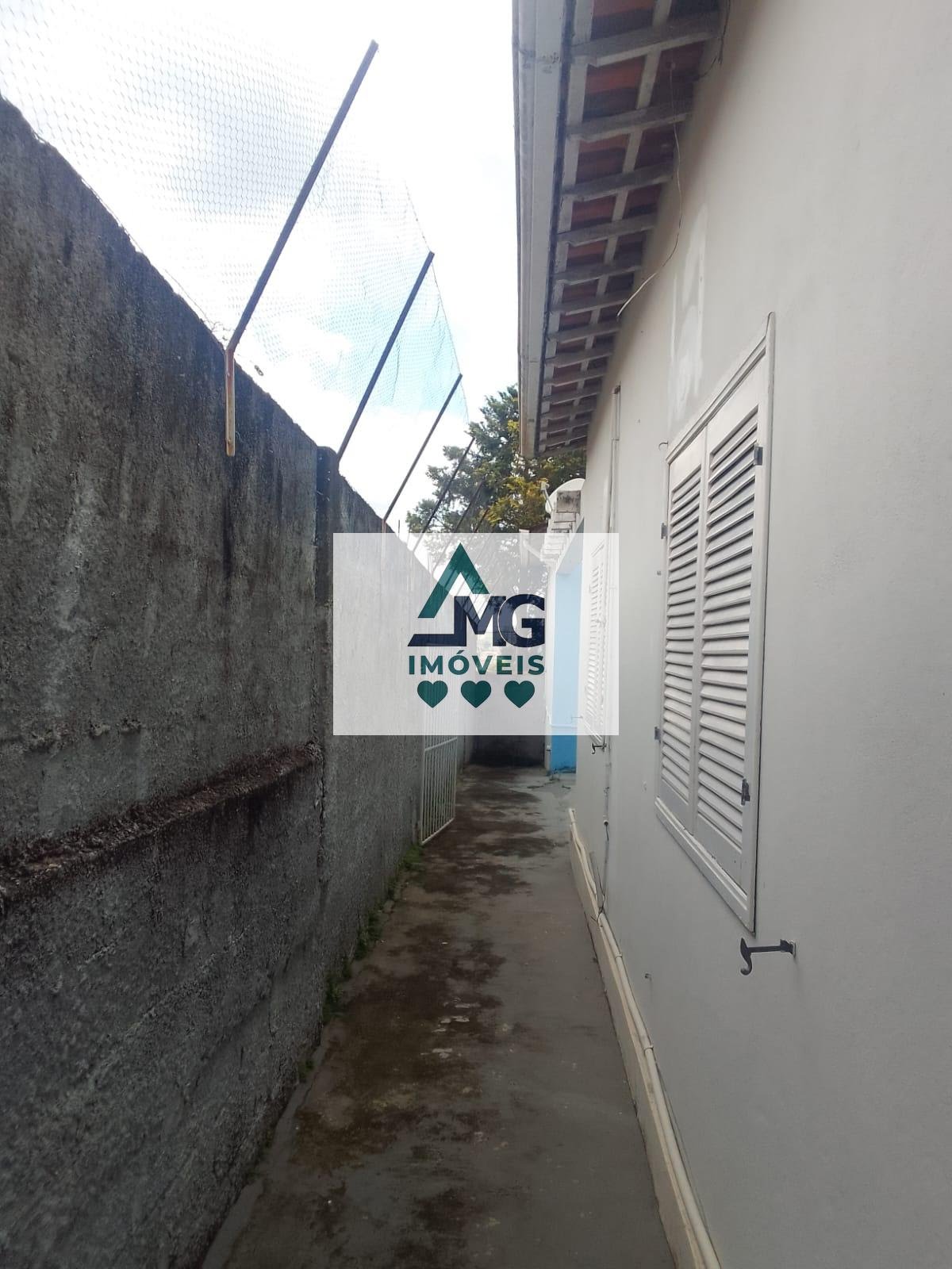 Casa à venda com 9 quartos, 1 suíte, 2 vagas e 380m² no Chácara das Rosas, Três Corações (MG) — foto 16 de 30