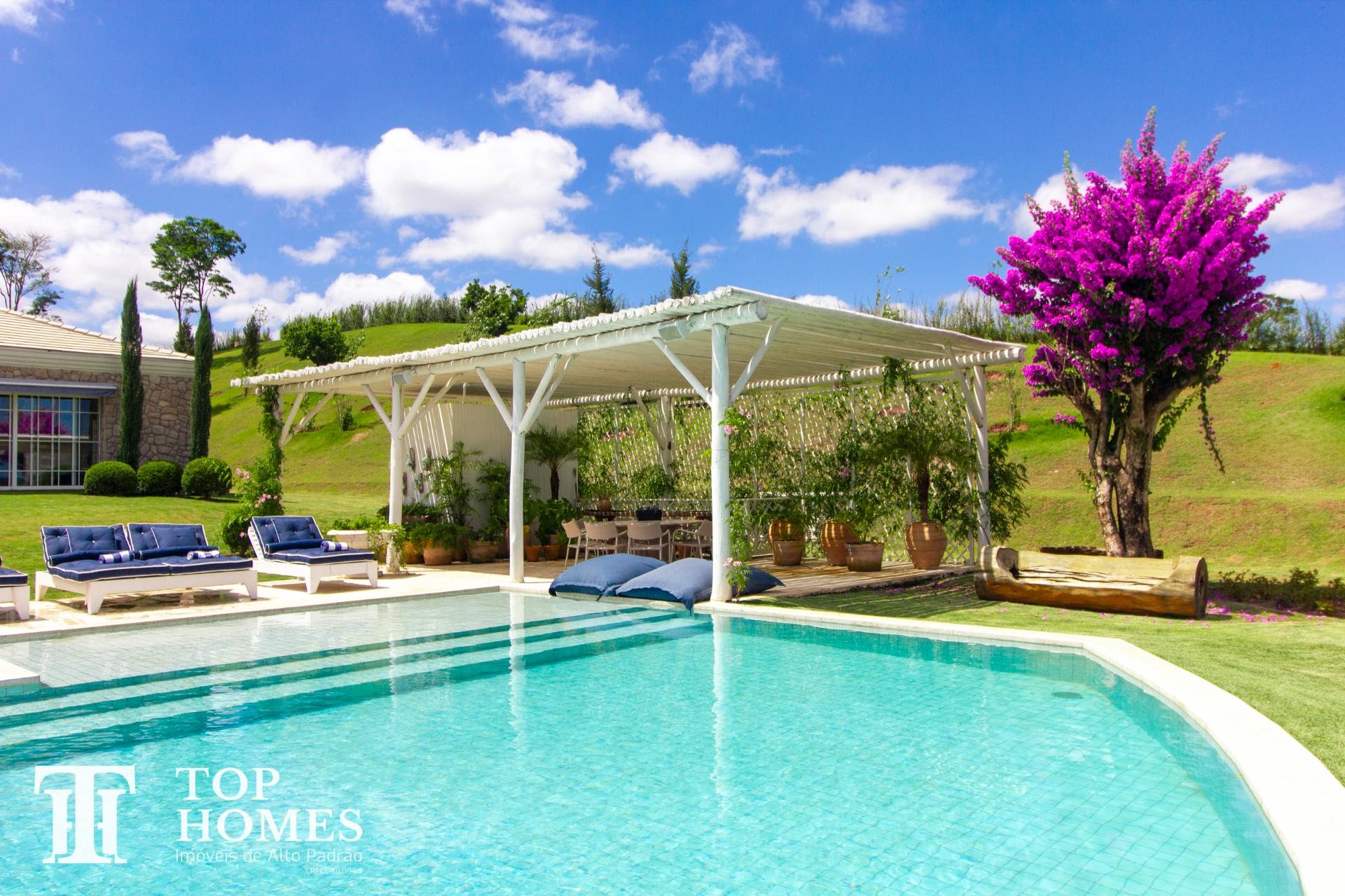 Casa de ALTO PADRÃO/LUXO à venda no condomínio ALMARIAS em Jarinu/Jundiaí