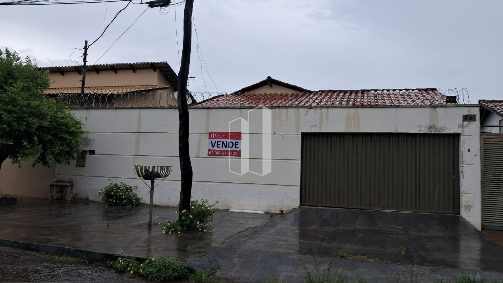 Casa à venda com 5 quartos, 6 banheiros, 5 vagas e 315m² no Vila Lucy, Goiânia — foto principal
