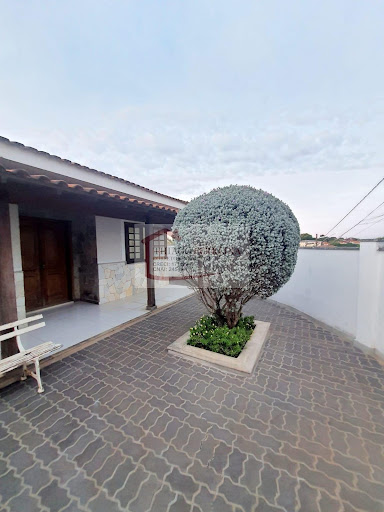 Casa em Vila Bandeirantes  -  Santa Rita do Passa Quatro
