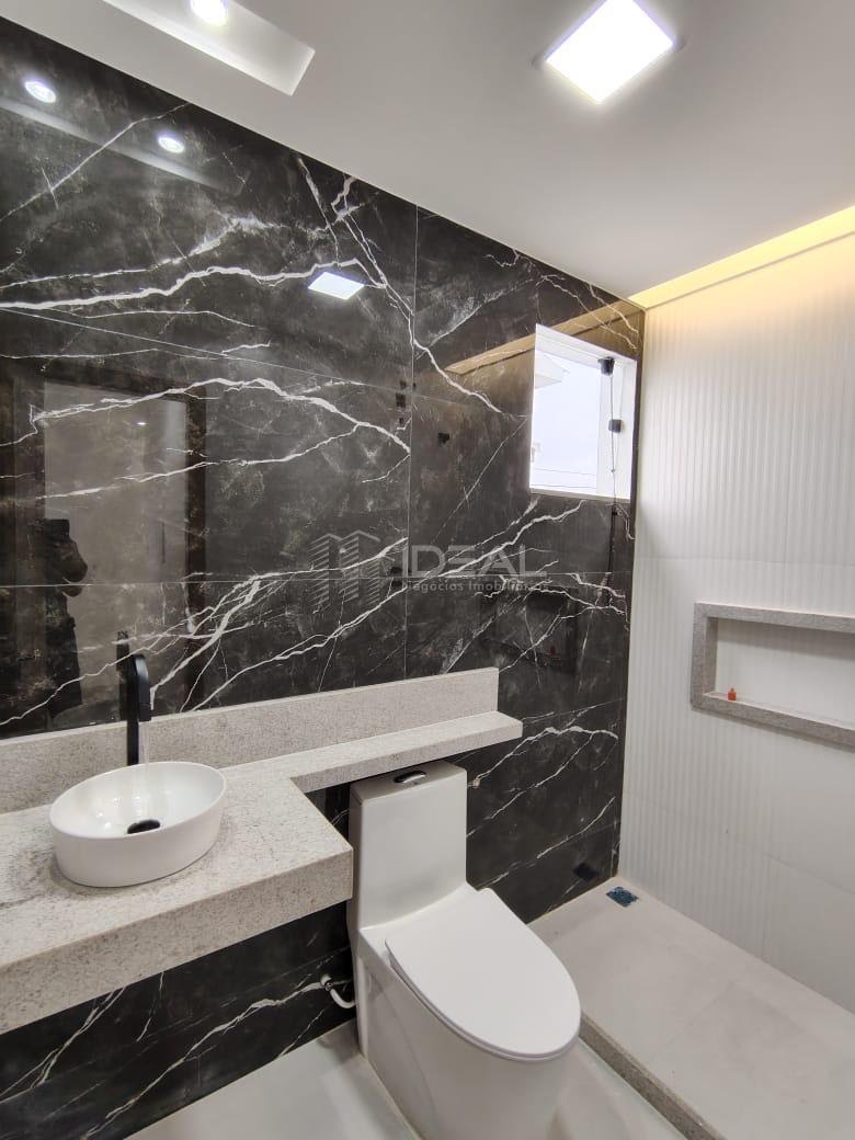 Casa à venda com 3 quartos, 1 suíte, 2 vagas e 108m² no Parque Sao Benedito, Campos dos Goytacazes (RJ) — foto 9 de 20