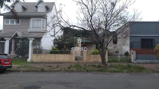 Casa em ótima localização  -  Uruguaiana