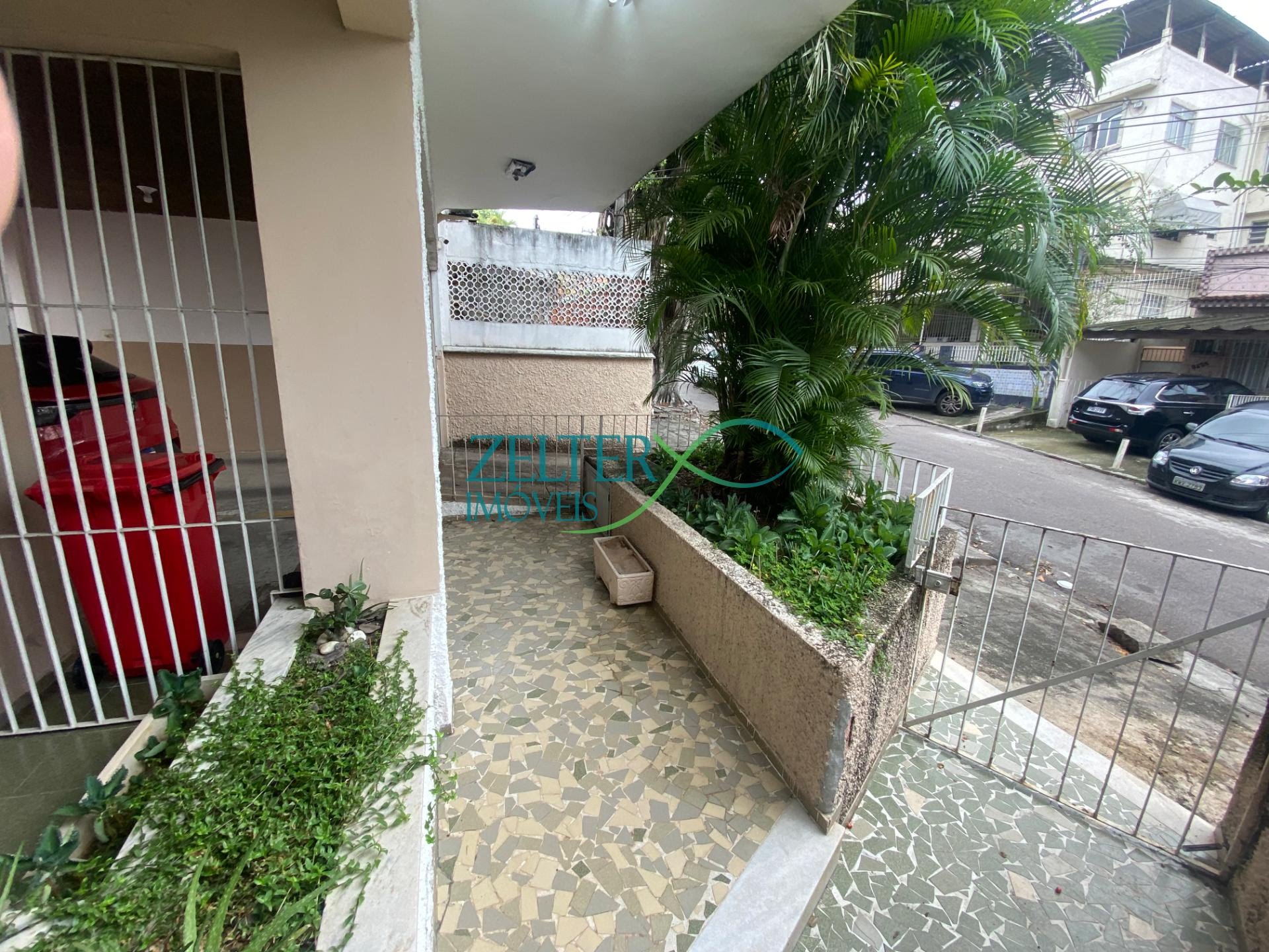 Apartamento à venda com 2 quartos, 1 banheiro, 1 vaga e 53m² no Vista Alegre, Rio de Janeiro — foto principal