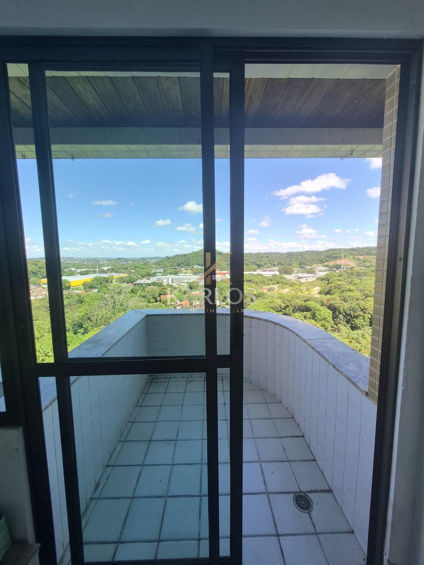 Apartamento à venda com 4 quartos, 3 suítes, 4 vagas e 200m² no Apipucos, Recife (PE) — foto 2 de 30