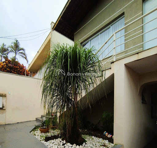 Casa, 3 quartos, 210 m² - Foto 2