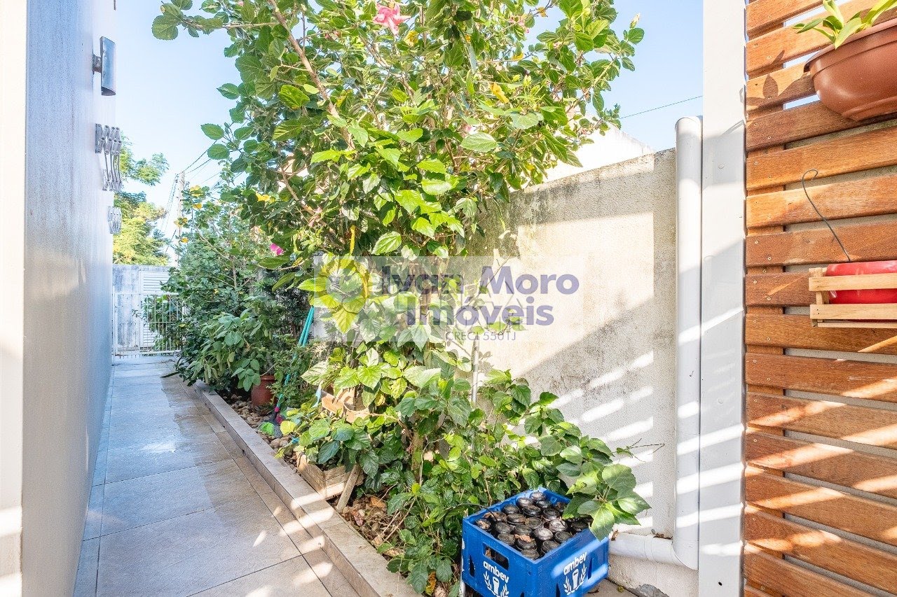 Casa à venda com 3 quartos, 1 suíte, 1 vaga e 242m² no São João do Rio Vermelho, Florianópolis (SC) — foto 26 de 27