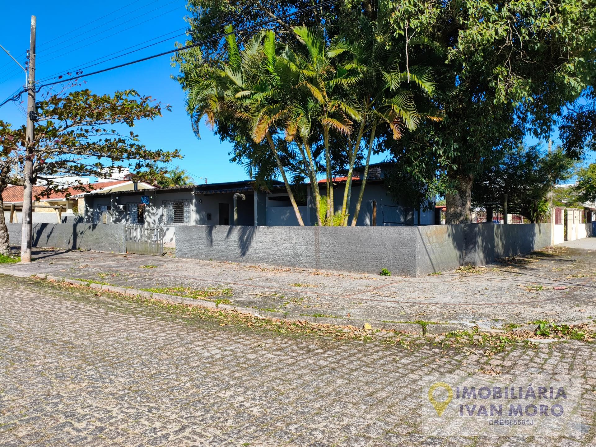 Casa para alugar com 4 quartos, 2 banheiros, 4 vagas e 180m² no Daniela, Florianópolis (SC) — foto 2 de 30