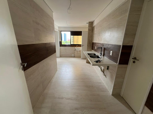Apartamento alto padrão Ed. Parklane Jaqueira 4 quartos, 3 suites, 2 vagas Recife-PE