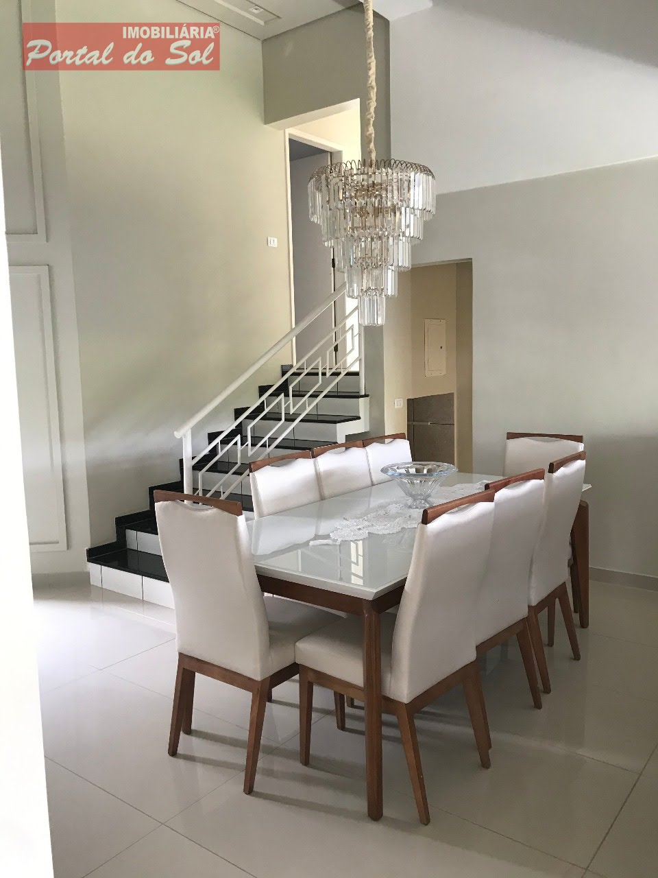 Casa à venda com 4 quartos, 1 suíte, 3 vagas e 356m² no Residencial Morumbi, Santo Antônio da Platina (PR) — foto 2 de 19